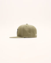 Load image into Gallery viewer, Jefe Stitch Fitted (Green)
